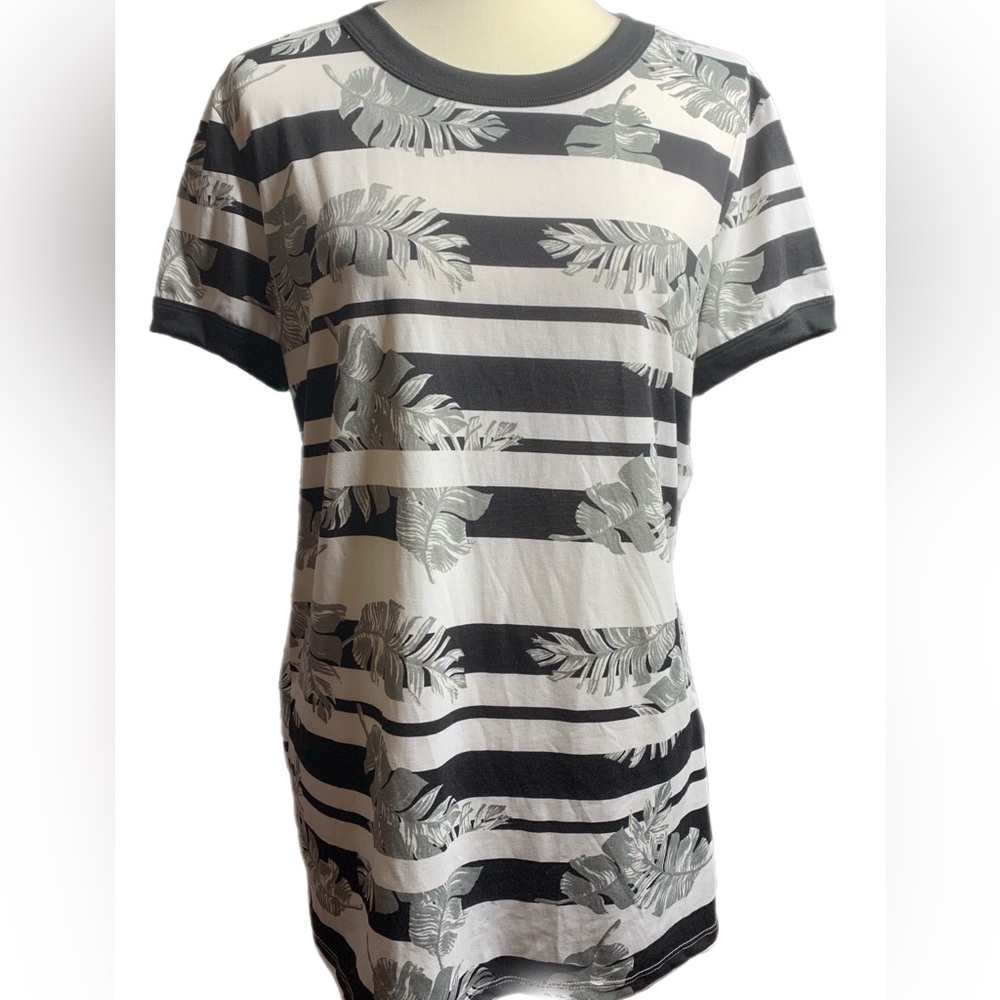 LulaRoe Liv T Large